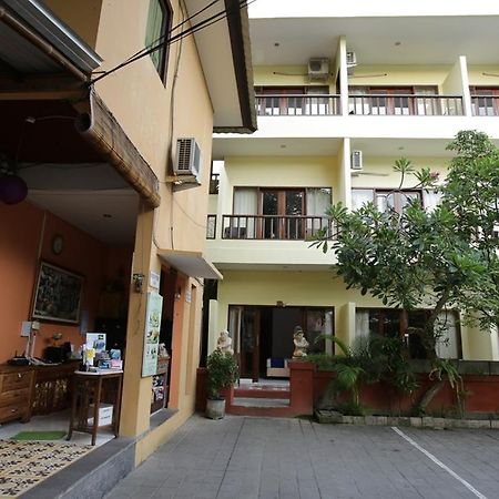 Reddoorz @ Pantai Cemara Sanur Hotel Exterior photo